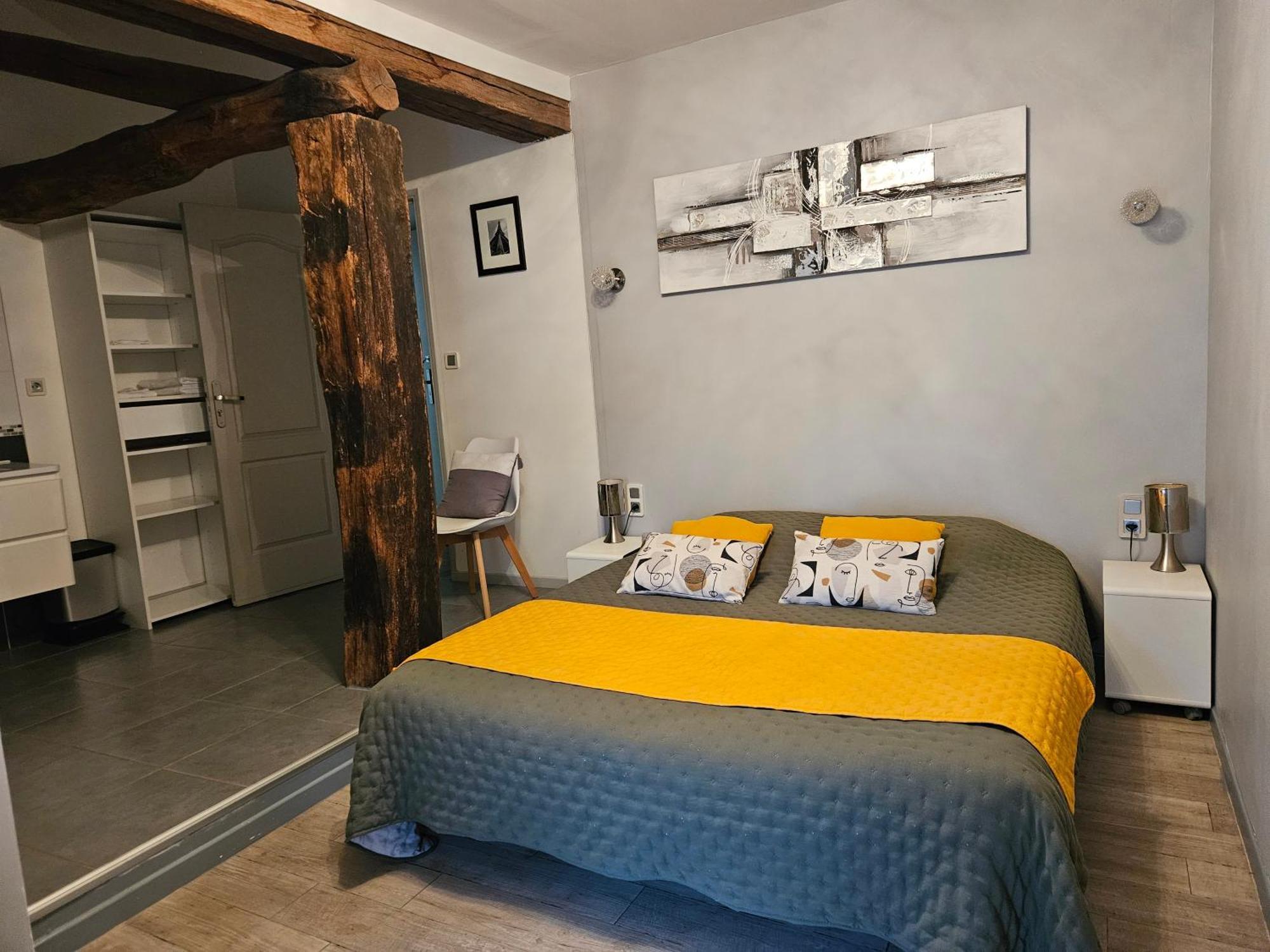 A La Gloriette Bed & Breakfast Neuville-de-Poitou ภายนอก รูปภาพ